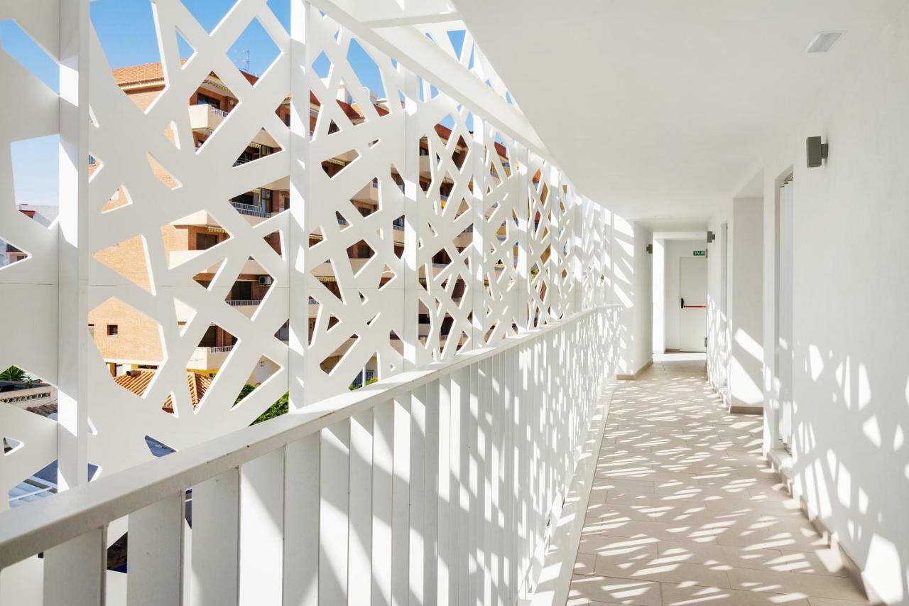 Carihuela Suites Torremolinos Exterior photo